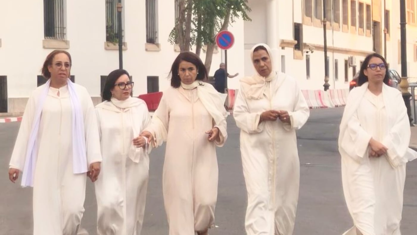 تحالف اليسار: البلاغ الرسمي يؤكد تعيين نبيلة جلال ويعلن التناوب بين الفيدرالية والاشتراكي الموحد